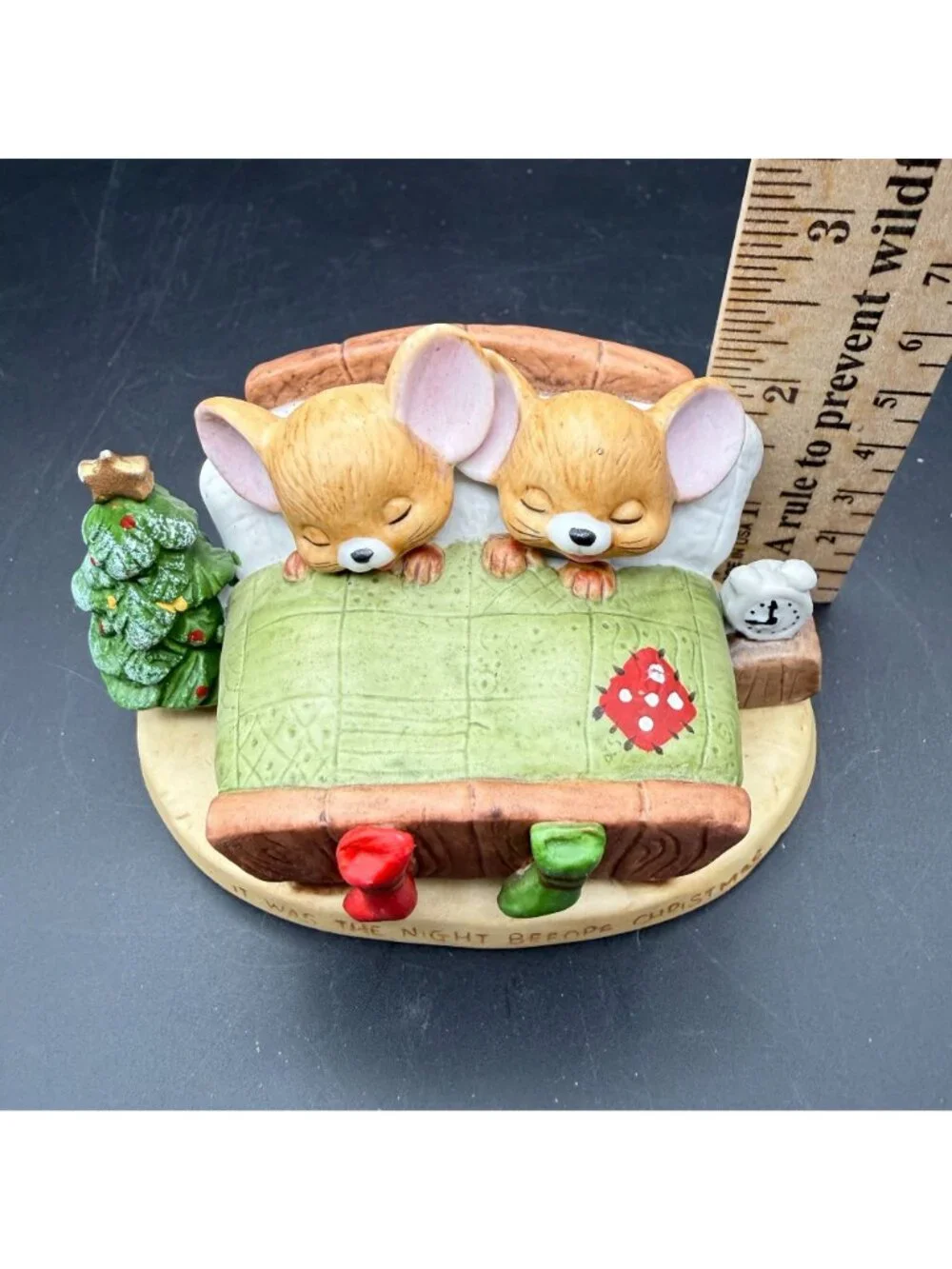 Vtg 70s Enesco Twas the Night Before Christmas Mice Porcelain Figurine Taiwan